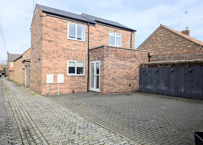 The Mews With Free Parking * York