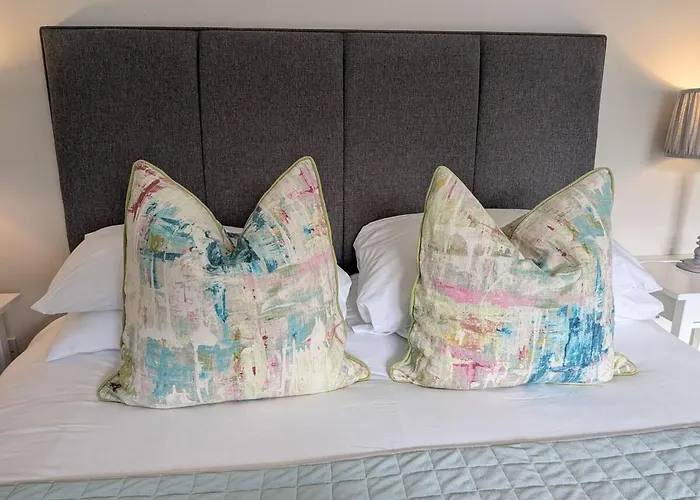 The Mews With Free Parking York