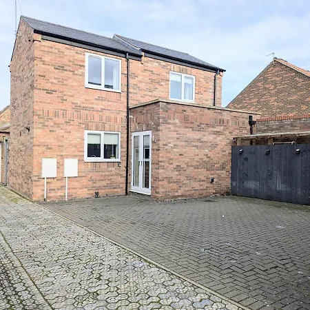 The Mews With Free Parking * York